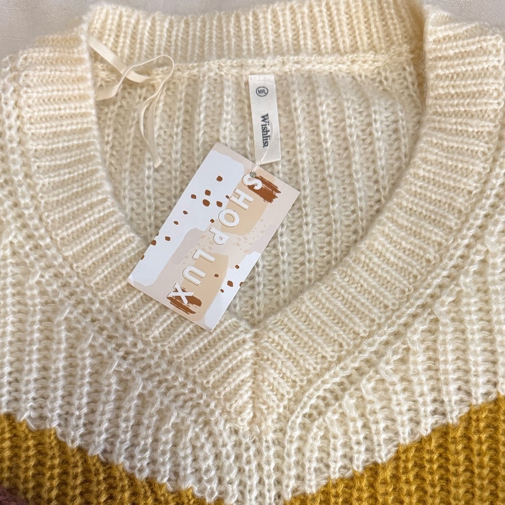 Colorblock Knit Sweater - Picture 5 of 5